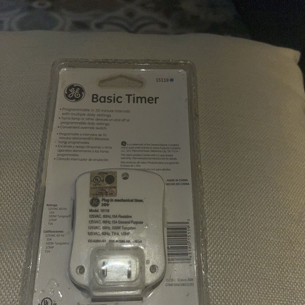 GE Basic Timer 24-Hour Programmable Indoor plug-in 15119 - Picture 3 of 4